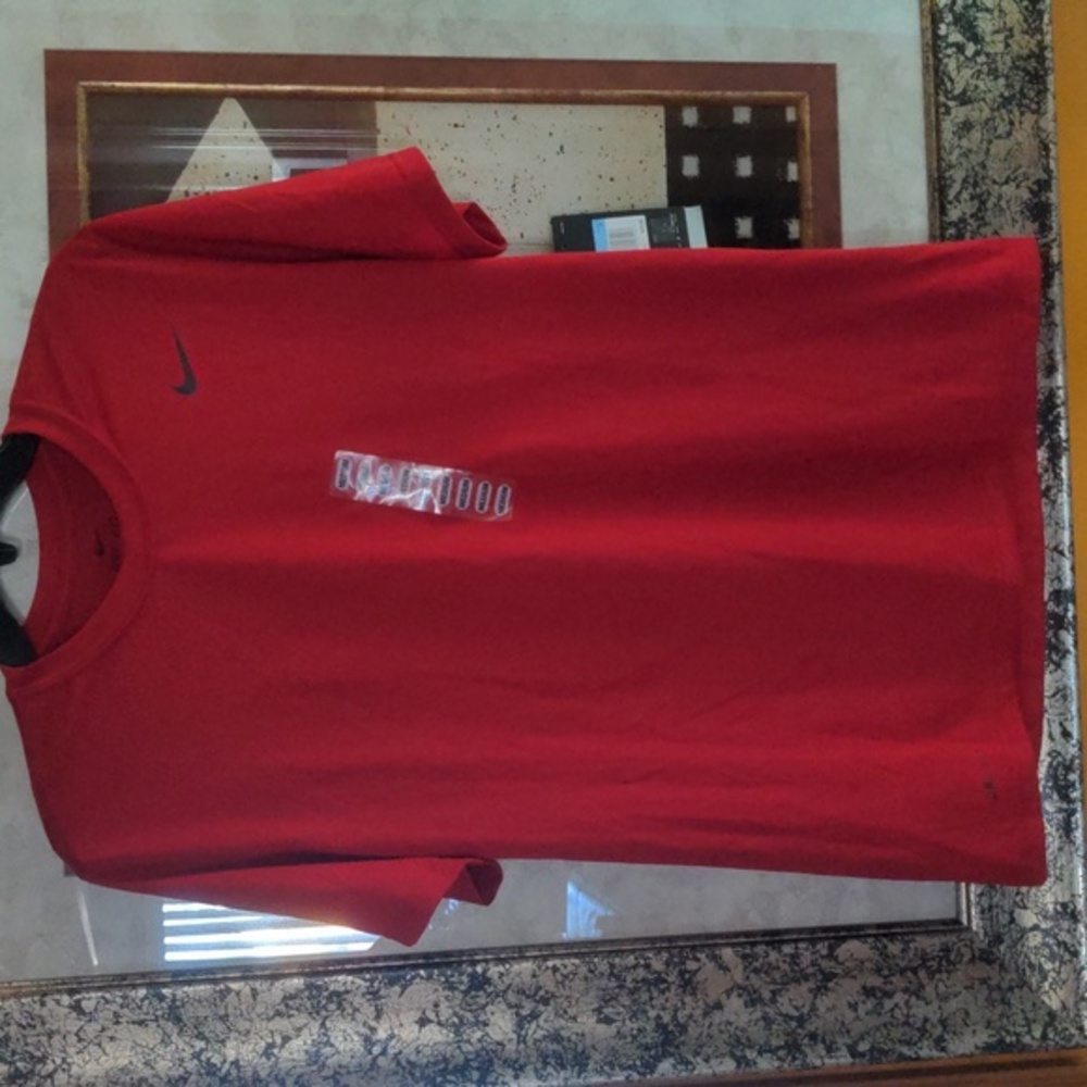 NIKE DRI-FIT LEGEND MEN'S TRAINING T-SHIRT